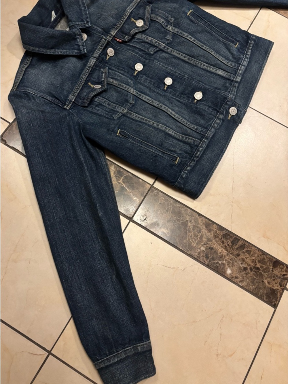 Levi's Dark Blue Denim Jacket with Button Front - Picture 2 of 6